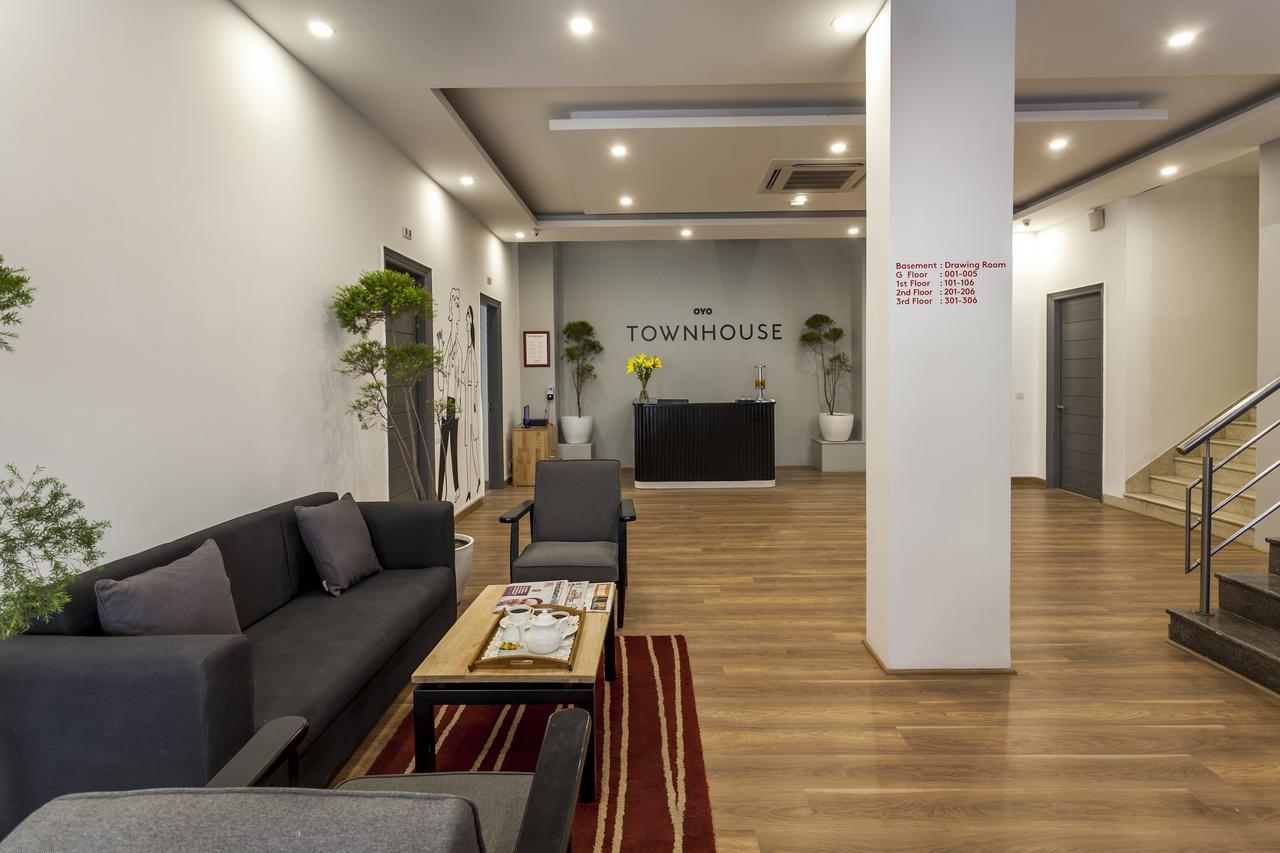 Oyo Townhouse 010 La Paradise 新德里 外观 照片